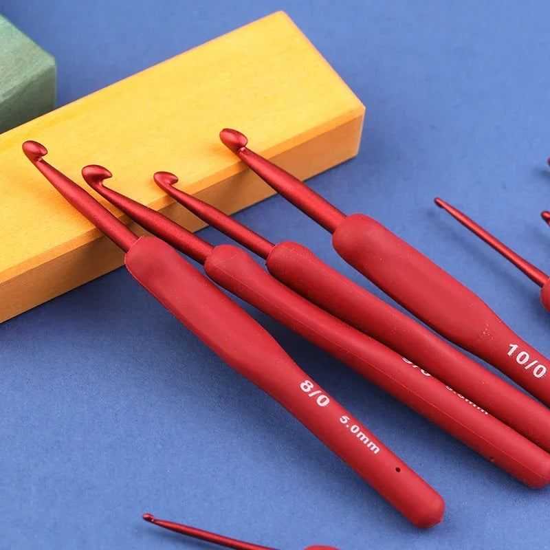 9PCS Red Crochet Hook Ergonomic Handle for Arthritic Hands Extra Long  Knitting Needles for Beginners and Crocheting Yarn