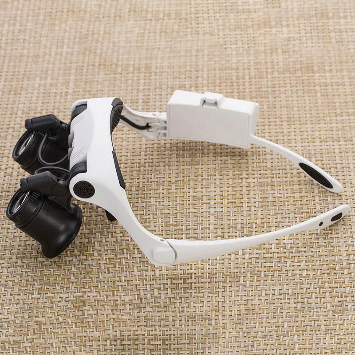 LED Jeweler's Loupe Magnifier, 10X to 25X
