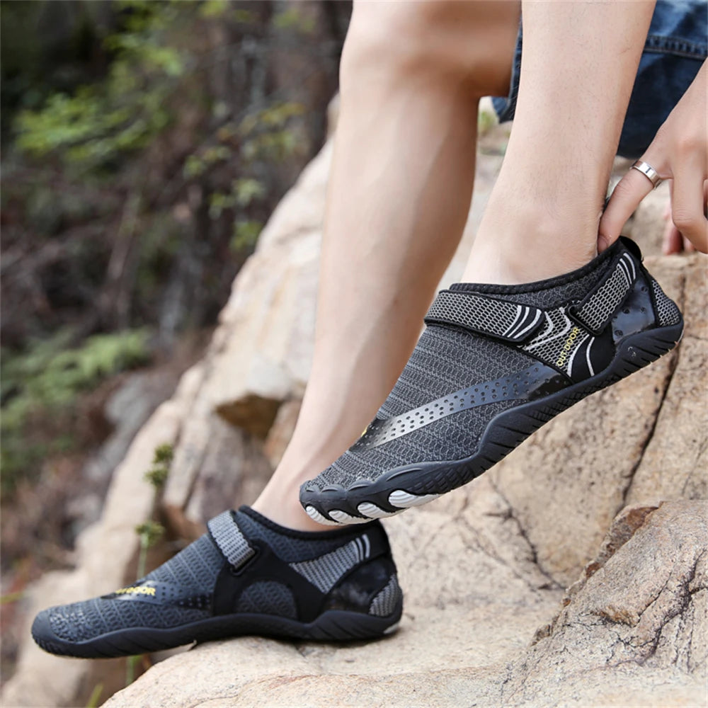Men's Quick-Dry Non-Slip Water Shoes, Lightweight Barefoot Aqua Sneakers for Swimming and Wading