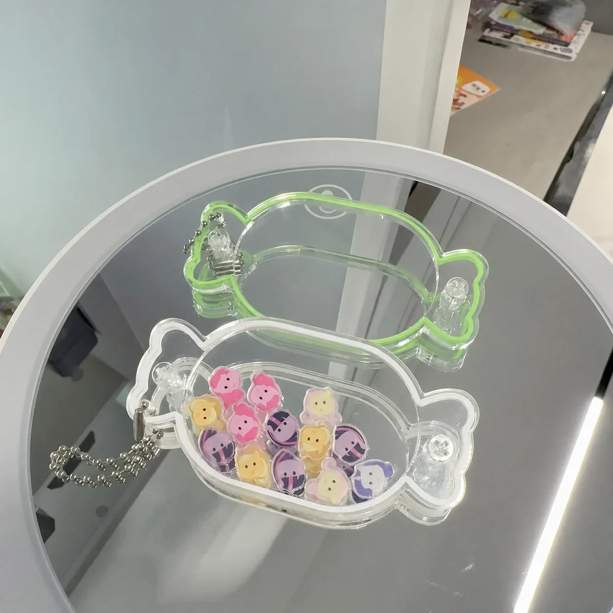 Candy Shape Acrylic Shaker Keychain Clear DIY Charm Pendant with Colored Edge Gift for Bag Keychain Jewelry Making