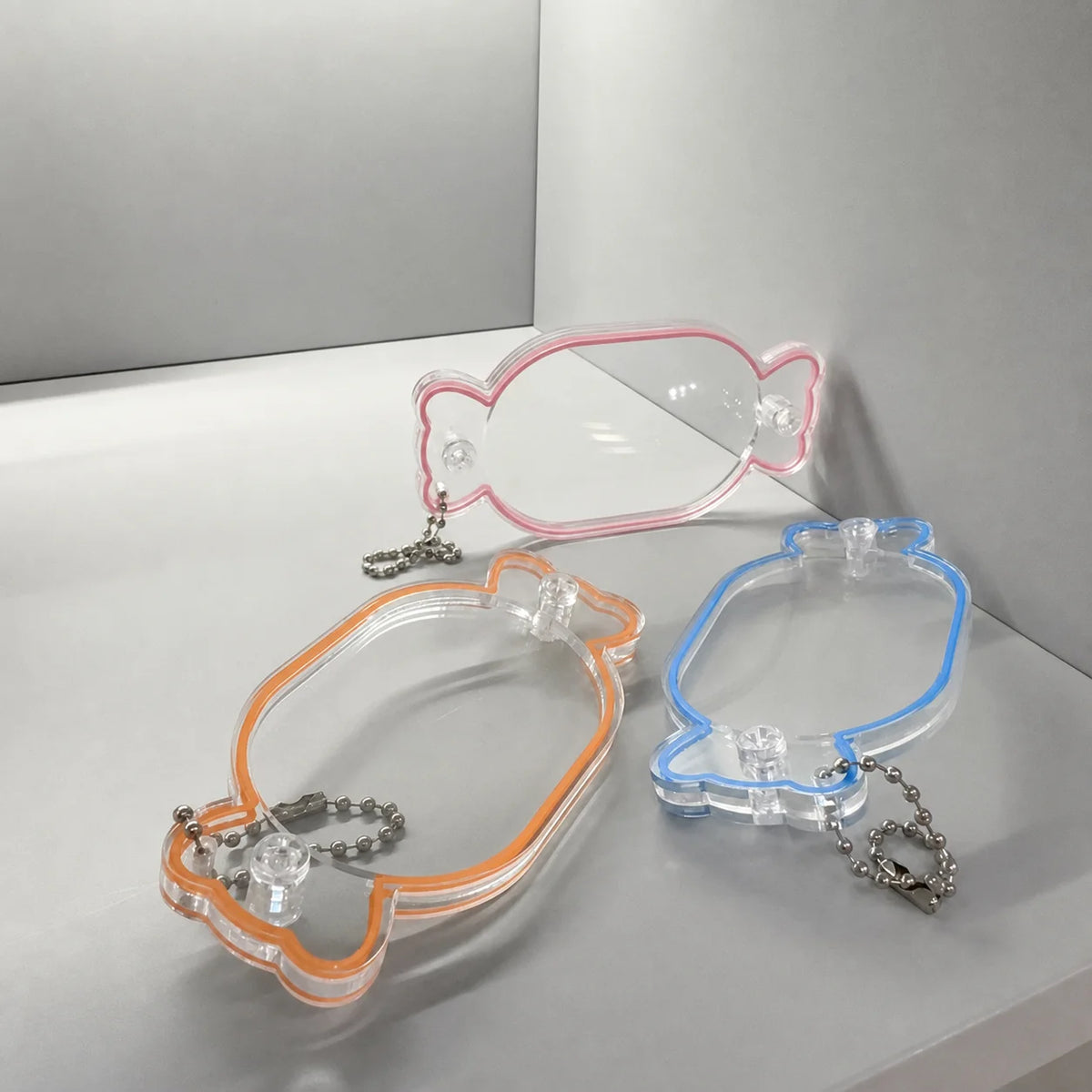 Candy Shape Acrylic Shaker Keychain Clear DIY Charm Pendant with Colored Edge Gift for Bag Keychain Jewelry Making