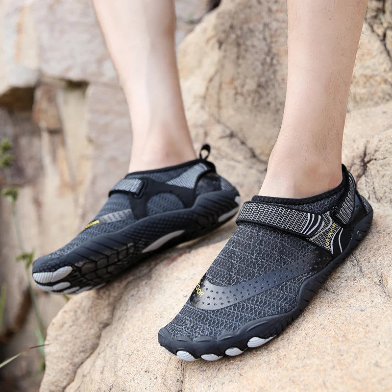 Men's Quick-Dry Non-Slip Water Shoes, Lightweight Barefoot Aqua Sneakers for Swimming and Wading