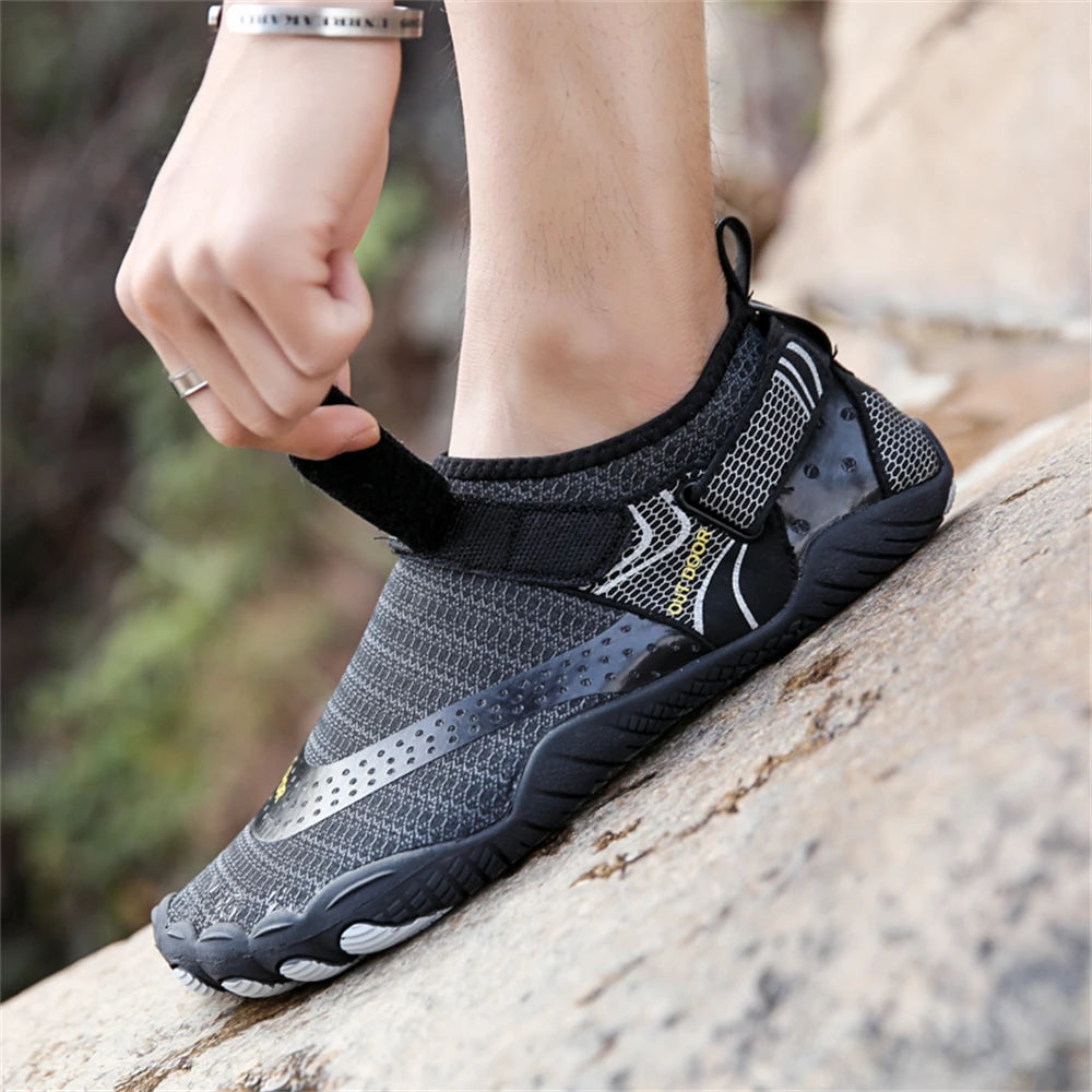 Men's Quick-Dry Non-Slip Water Shoes, Lightweight Barefoot Aqua Sneakers for Swimming and Wading
