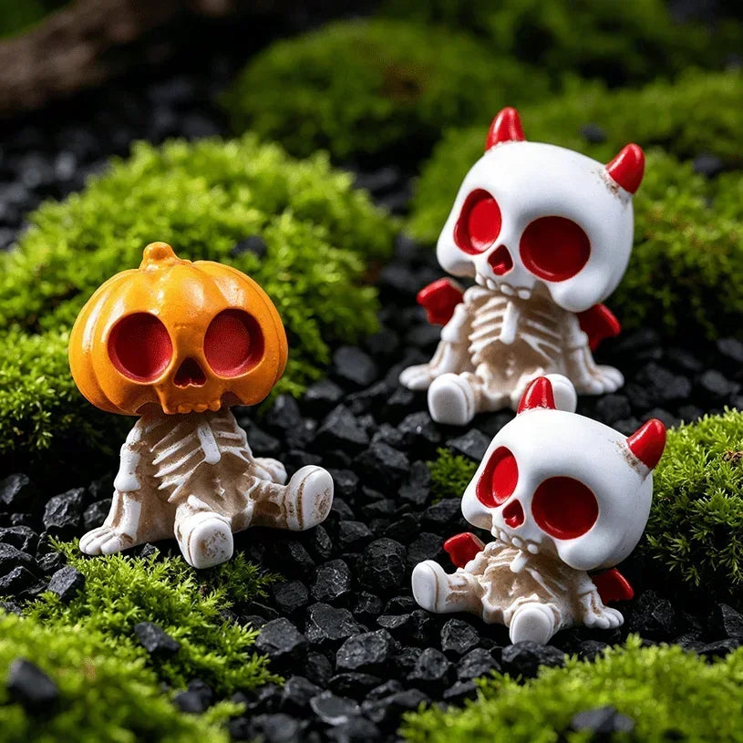 6-Piece Halloween Miniature Resin Figurines, Skeleton and Mummy Statues for Decor