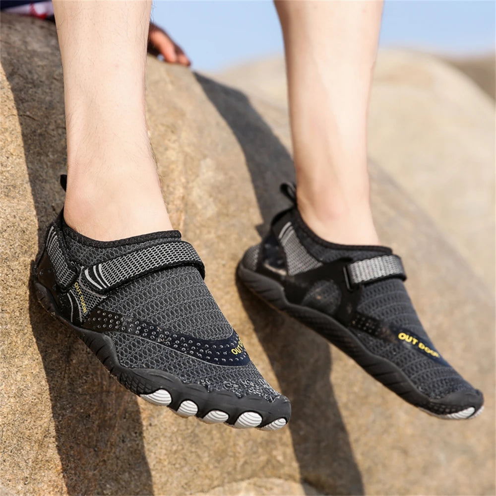 Men's Quick-Dry Non-Slip Water Shoes, Lightweight Barefoot Aqua Sneakers for Swimming and Wading