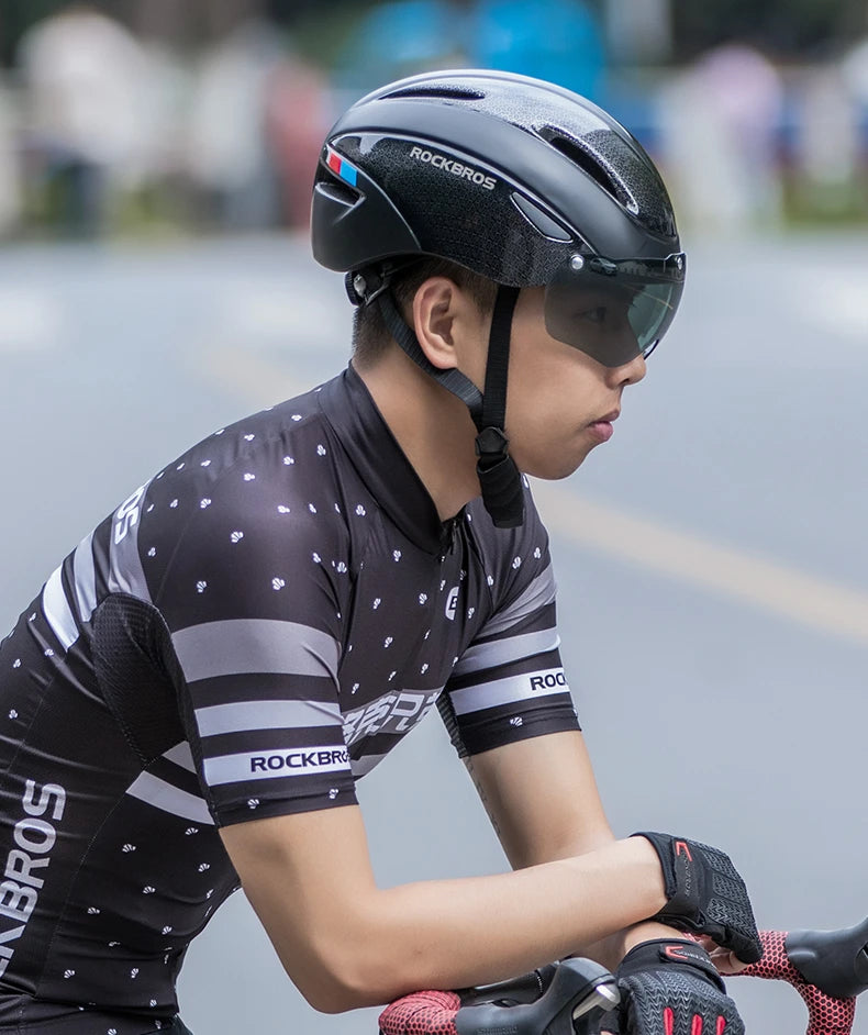 ROCKBROS Bicycle Helmet  Aero Cycling Helmet Integrally-molded Bike Helmet Men Women Goggles Lens MTB Road Cycling Equipment