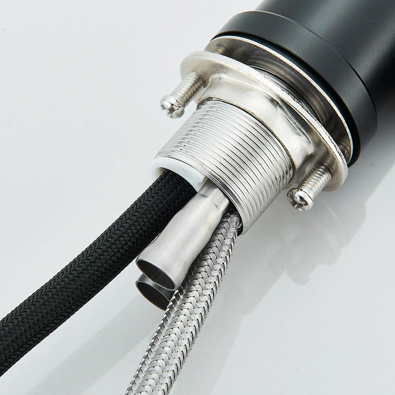 Matte Black Pull-Out Kitchen Faucet with 2 Spray Modes