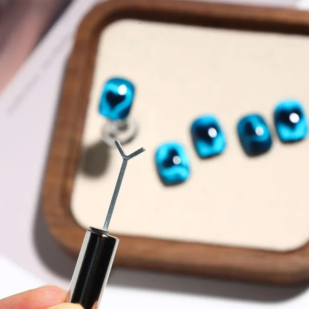 Heart Magnet Tool for Cat Eye Nails