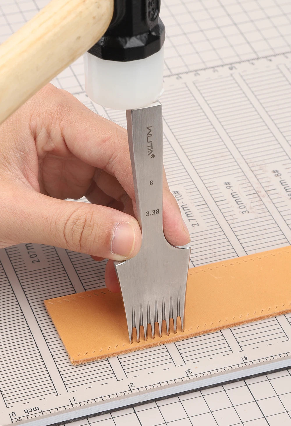 WUTA 1pc High Quality Sharp Leather Chisel French Style Pricking Iron Die-steel Leather Punching Tool Polish-2.7/3.0/3.38/3.85mm