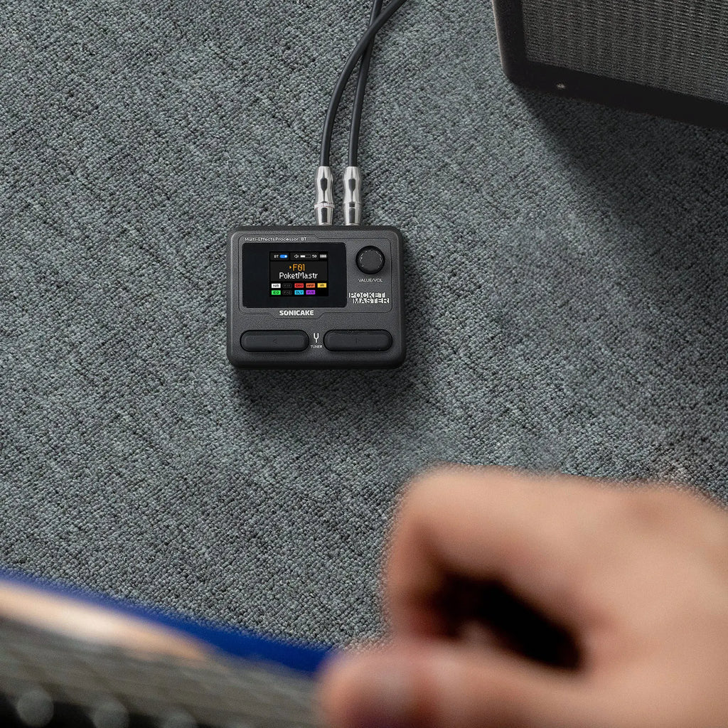 SONICAKE Local Pocket Master Compact Guitar Bass Amp 100+ Multi-Effects Pedal APP Control 1.77' LCD Color Screen QME-10