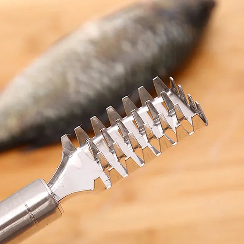 Multi-Purpose Kitchen Scraper, for Fish, Ginger, Veggies. 23cm, Non-Slip Handle, Versatile Tool