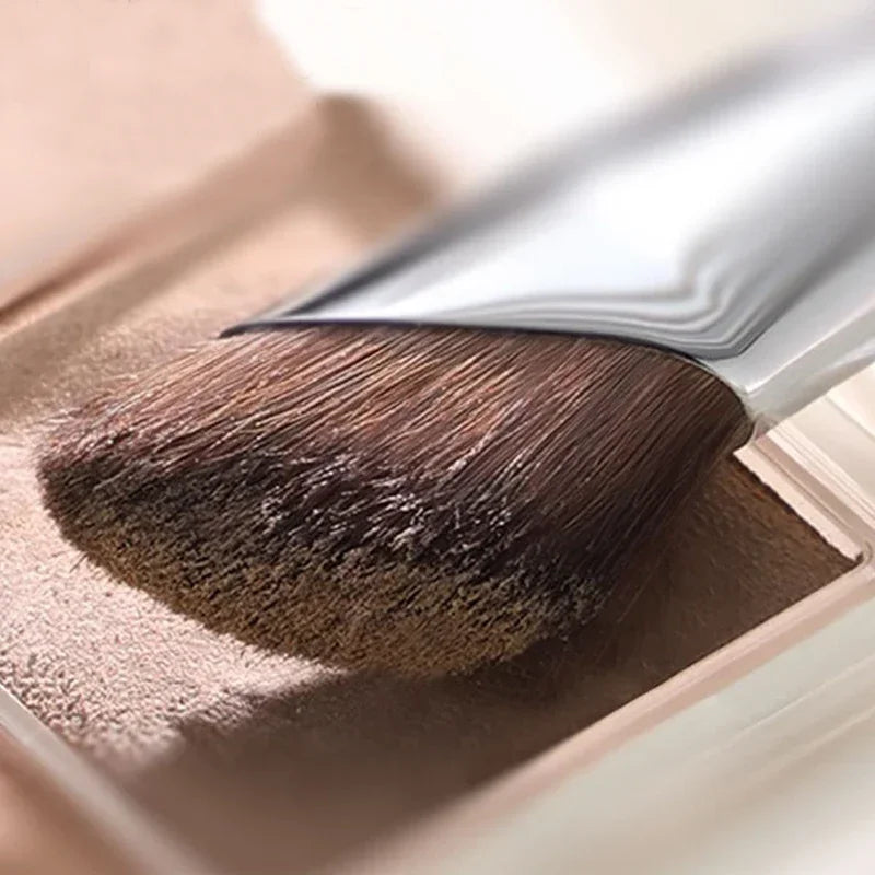 Angled Nose Contour Makeup Brush, Soft Precision Contour and Shadow Brush
