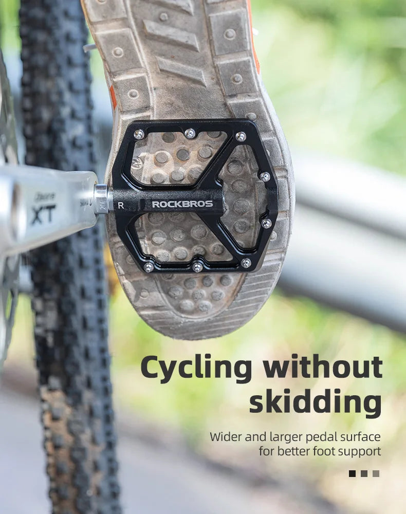 Bike Pedals Aluminum Alloy Anti-slip One-Piece Ultralight Sealed Bearing Cycling Pedals Waterproof Bicycle Accessories