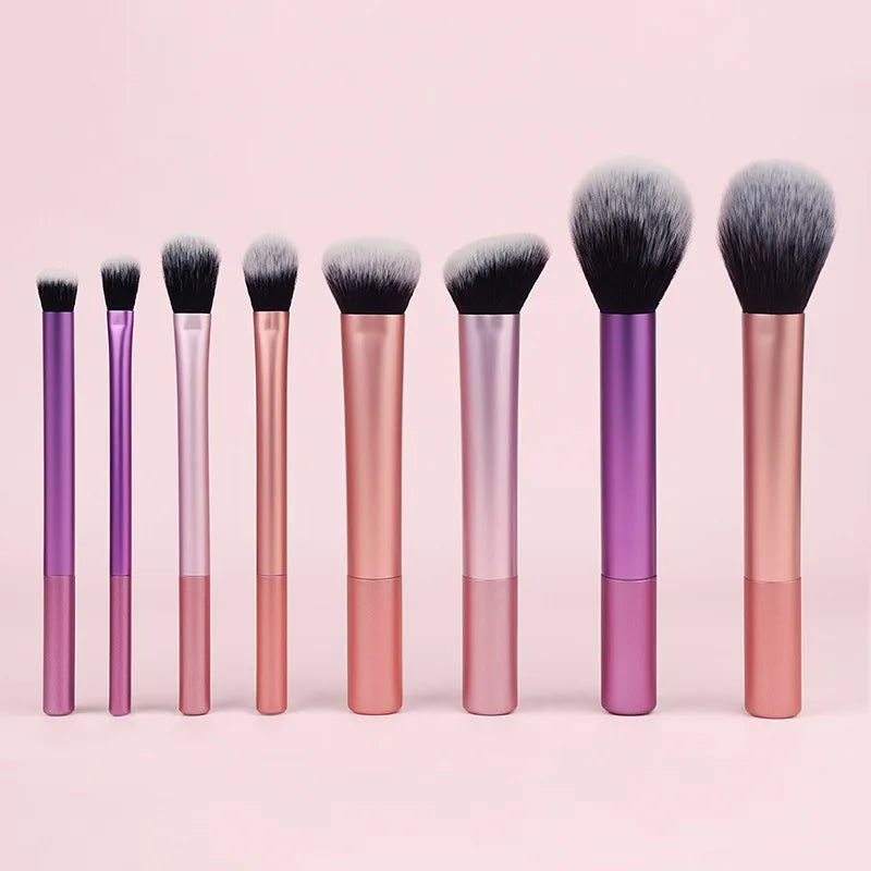 Makeup Brush Set, 8 Pieces, Soft Synthetic Brushes for Foundation, Blush and Eyeshadow