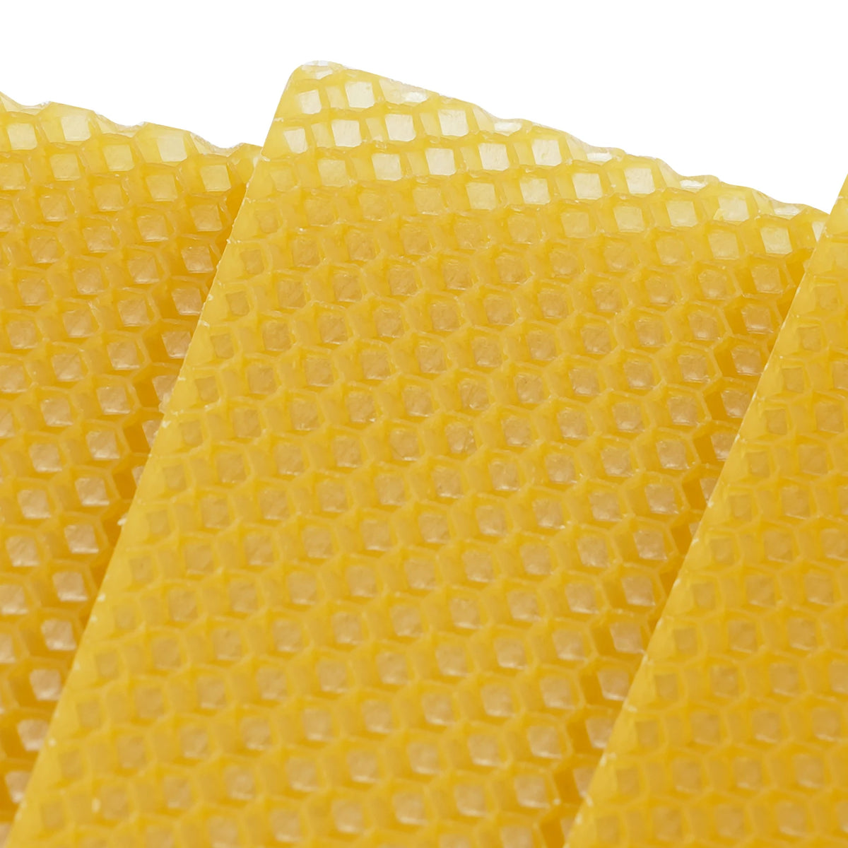 30-Pack Beeswax Foundation Sheets Natural Beeswax Hive Foundations Beekeeper's Starter Kit 7.68x16.34" Beekeeping Sheets for Increased Honey Production