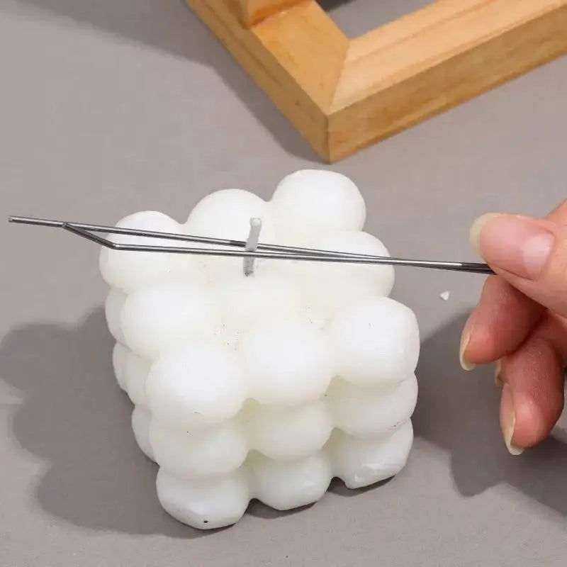 Main 20Pcs/Lot Candle Wick Holders Candle Wick Fixer Cotton Wick Fixed Iron Clip Stabiliser DIY Candles Making Device Tool Accessories